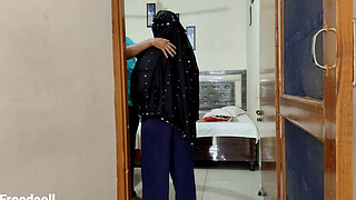 Meri Behan Shama Jane se Pehle Mujhse Chudi