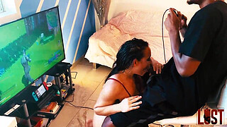 Fucknite Carmela Clutch Gets Stretched While She interrupts Stretch3x as he Plays Fortnite Morelust Role Play Preview