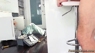 I want to fuck my stepdaddy xxx