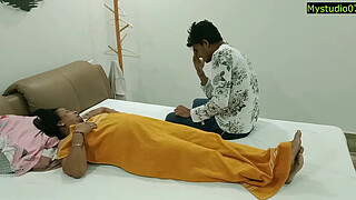 Hot Milf aunty fucking with unexperienced boy!! Penis going down!!