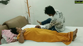 Hot Milf aunty fucking with unexperienced boy!! Penis going down!!