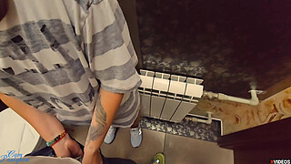 Stepsister Helps Stepbrother Cum Quickly in her PANTYHOSE