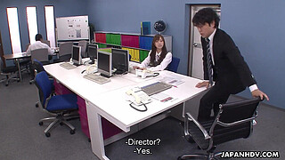 Shaft sucking Asian secretary receives a mouthful from her boss