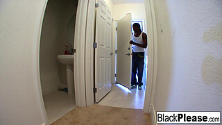 Mellanie Monroe Fucks Black Shaft