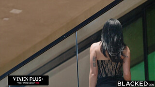 BLACKED Gorgeous Rich Trophy Wife Gal Ritchie Demands VIP BBC Service