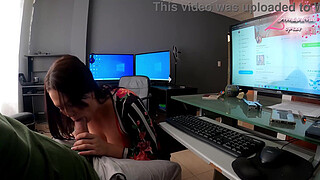 I seduce my boss to fuck him