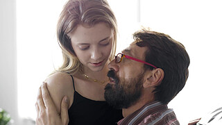 Middle Of The Night: Mom's Not Coming Home - Steve Holmes