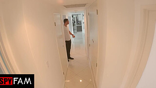 Thanksgiving Family 4some! Mom And Stepdaughter Swap Cocks After Dinner