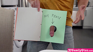 Thanksgiving with the family turned into a threeway with stepbro and his stepsisters