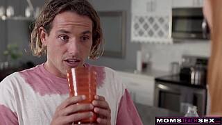 Step Mom "It's bigger than my husbands" S14:E8