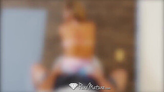 Trgan James milf fucked by yoga teacher