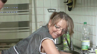 Mature German housewife cheats with the electrician