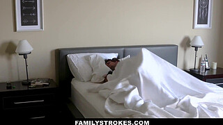 Whore stepMOM Revenges Stepdad with Stepson - 60 FPS