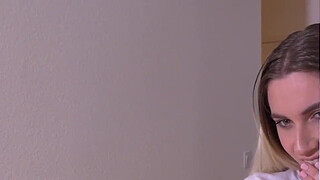 Horny Stepdaughter Seduces Her Stepdad