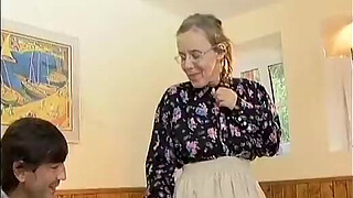 Hairy mature lady sucking and fucking