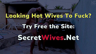 The cuckold leaves and leaves a hot wife like that alone, I really fuck - My neighbor sucks pussy better than my husband, that's why I let him fuck my anus