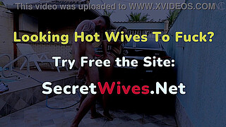 The cuckold leaves and leaves a hot wife like that alone, I really fuck - My neighbor sucks pussy better than my husband, that's why I let him fuck my anus