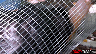 Big arse stuck MILF fucked during incident and enjoyed hardcore pussy fucking after gave a blowjob