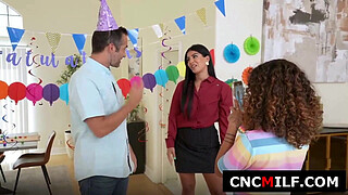 Stepdaughter's Intervention: Freeuse Therapy for Her Gooning Stepdad - cncmilf