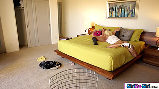 Ive got my stepsis masturbating on tape