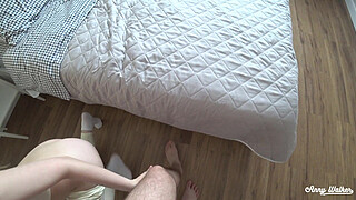 I Fuck My Stepsister Stuck Under The Bed And Cum On Her Ass - Anny Walker