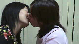 (English Subtitles By EroJapanese) DAD-047 Only Lesbian Kisses