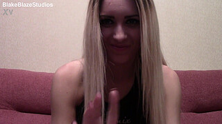 Jenny B 19 Yr Old Blonde Non-Nude SFW Webcam