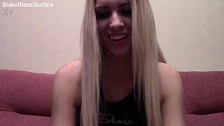 Jenny B 19 Yr Old Blonde Non-Nude SFW Webcam