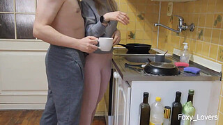 I Fuck her by Surprise while she Washes the Dishes - Quickie in the Kitchen