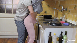 I Fuck her by Surprise while she Washes the Dishes - Quickie in the Kitchen