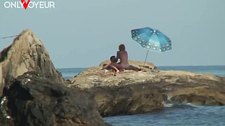 Beach Voyeur. Nude beach photo shoot ended with hardcore sex under the sun