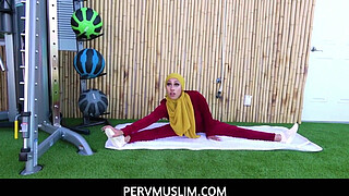 PervMuslim - Fitness Trainer fucks exotic arabic client