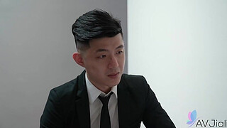 Dominant Boss Lady, Wang Yixin, Takes Advantage Of Male Office Worker - Alexandra Cat