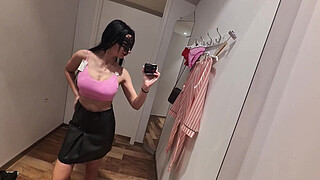 Camera in a public fitting room! Nice brunette tries on underwear!