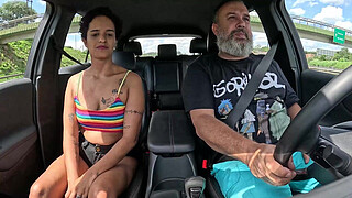 Another carioca hitchhiking down the mountain giving her booty in the car - Talita Lima