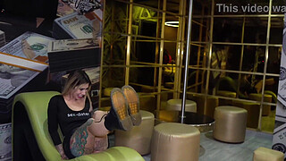 A fan I met on SEXDATER wins the chance to fuck me with his big shaft - KATTY BLAKE