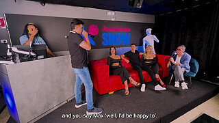 Mexican producer sets up a porn with the best asses in Colombia - Juan Bustos Podcast ft. SEXMEX