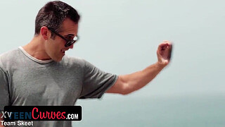 Donnie Can’t Believe He’s About To Fuck A Irresistible Babe He Just Met At The Park - TeamSkeet