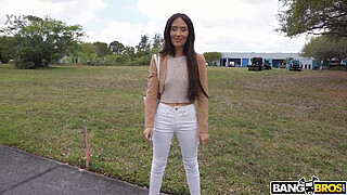 Spreading Pussy For Cash