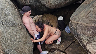 SAYMON FITNESS tried Brenda Floripa's delicious pussy on the rocks