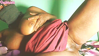 Indian desibhabhi Fuck With vegetable