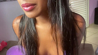 The cuckold likes to see his little bitch showing off to others