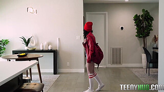 Monster BBC Barely Fits In Lola’s Tight Hole Lola Valentine, Jaxson Briggs