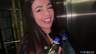 Martina Esmeraldi big arse squirts on the first date POV