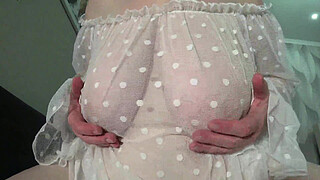 Gorgeous big tits close-up. MILF saggy tits.