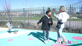 Vanessa Colombiana is the nana we all want. She takes care of you by sucking!