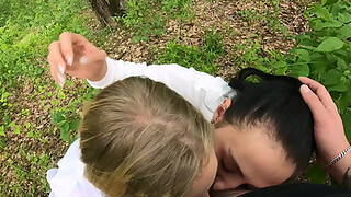 Amateur threeway blowjob outdoors