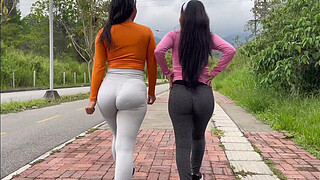 I love having my arse opened and even more when my friend is there