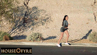 Busty Joggers looking to fuck Strangers