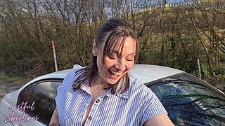 Hairy mature MILF repaid my kindness by swallowing my cum